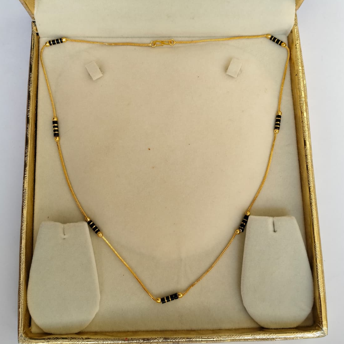 Black Bead Chain Necklace for Women